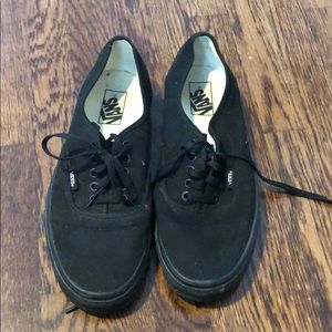 Black canvas old school vans.
